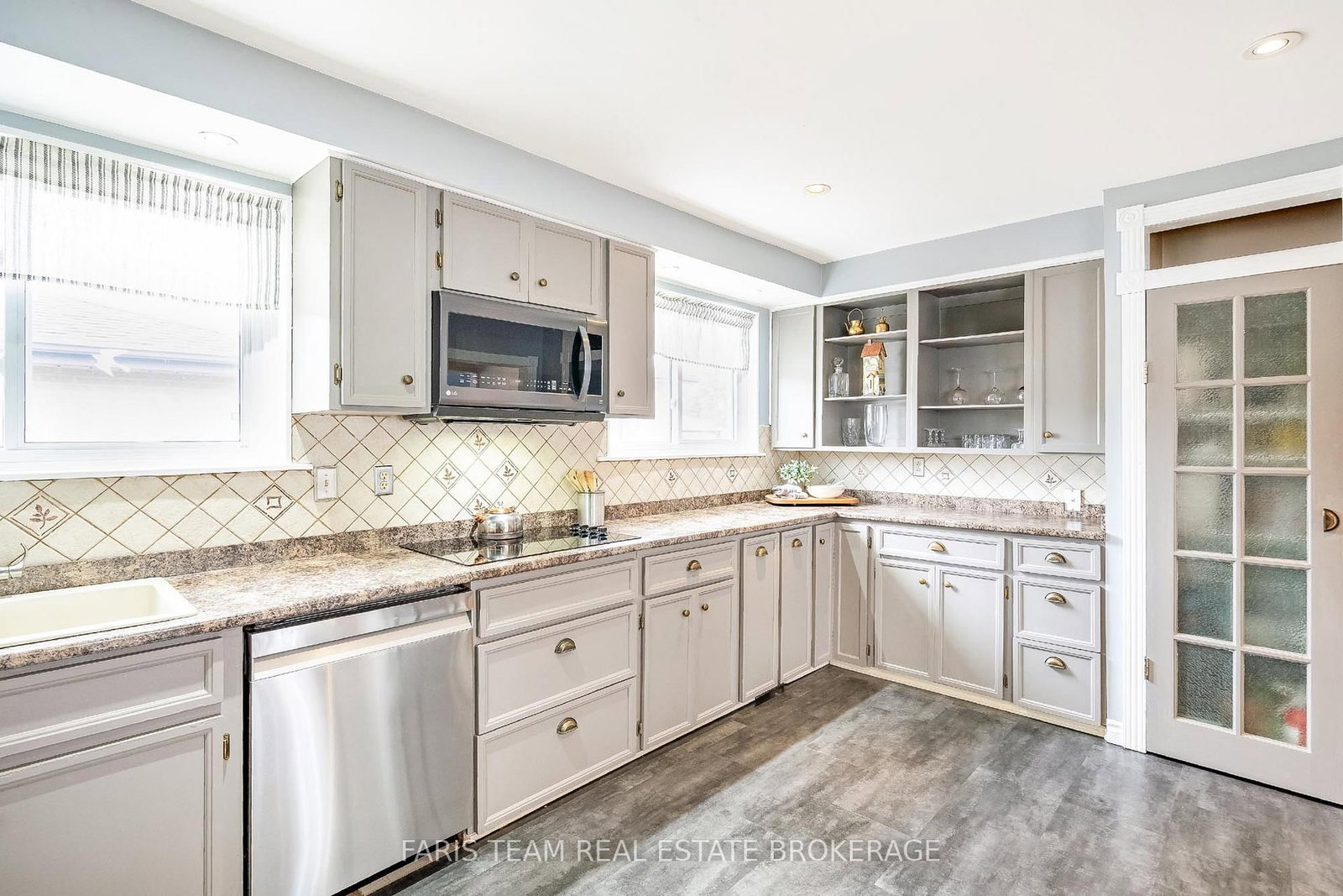 28 Bromley Crescent • Brampton, ON photo 10