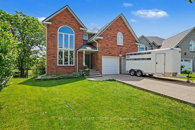 2100 Kevin Crescent