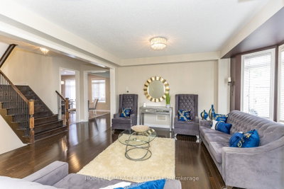 180 Bonnie Braes Brampton,ON L6Y 5Y7 — Photo 10