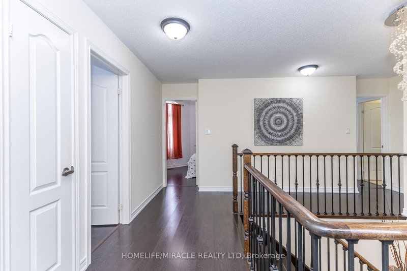 180 Bonnie Braes Brampton,ON L6Y 5Y7 — Photo 17