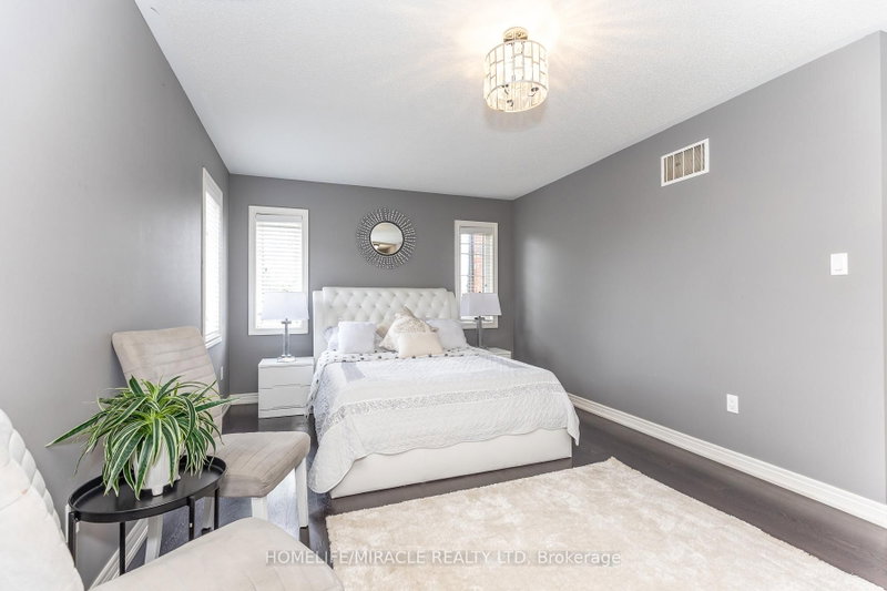 180 Bonnie Braes Brampton,ON L6Y 5Y7 — Photo 20