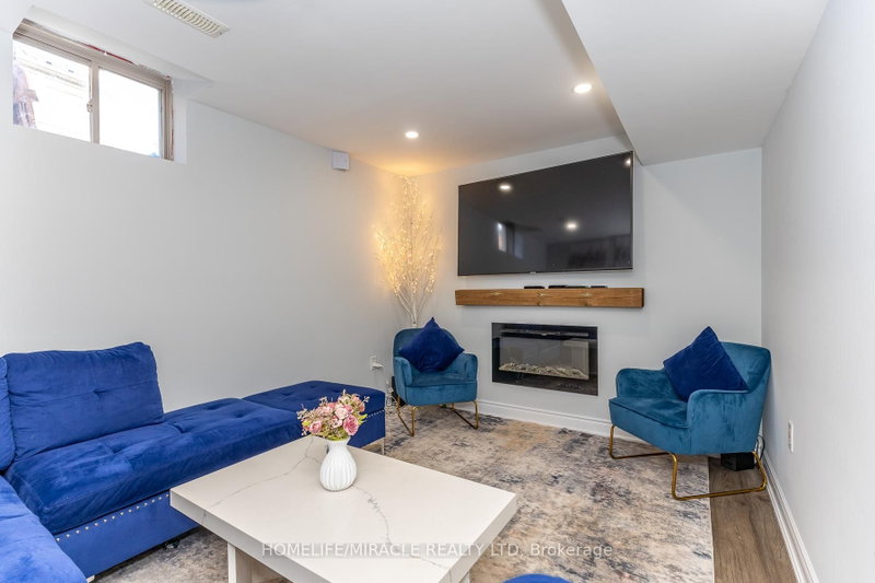 180 Bonnie Braes Brampton,ON L6Y 5Y7 — Photo 37