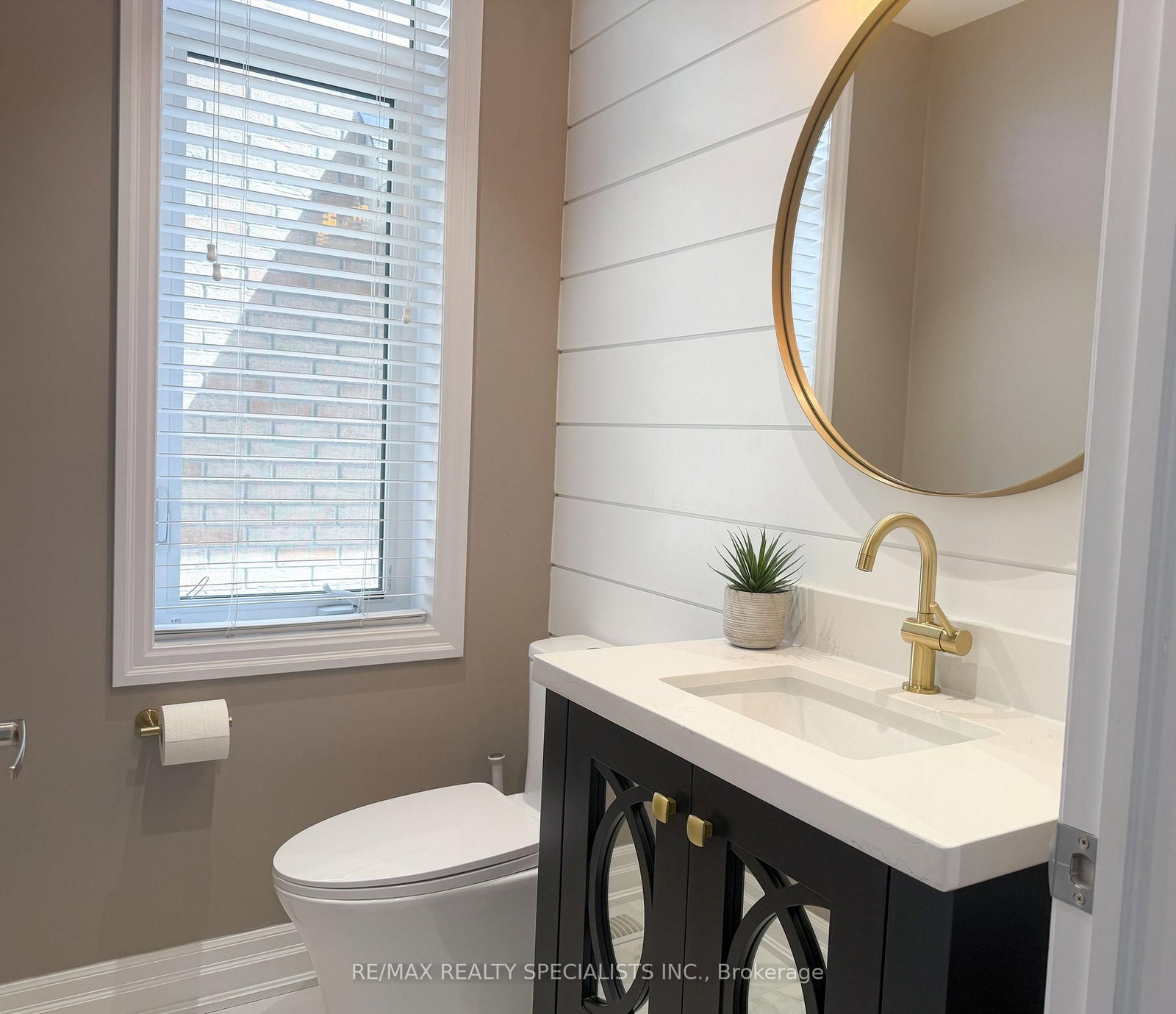 19 Dancing Waters Road, Brampton, ON, photo 5