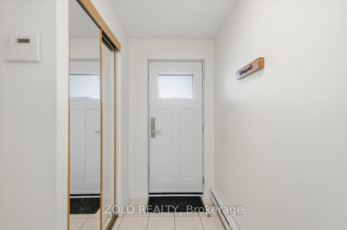 98 Darras Court