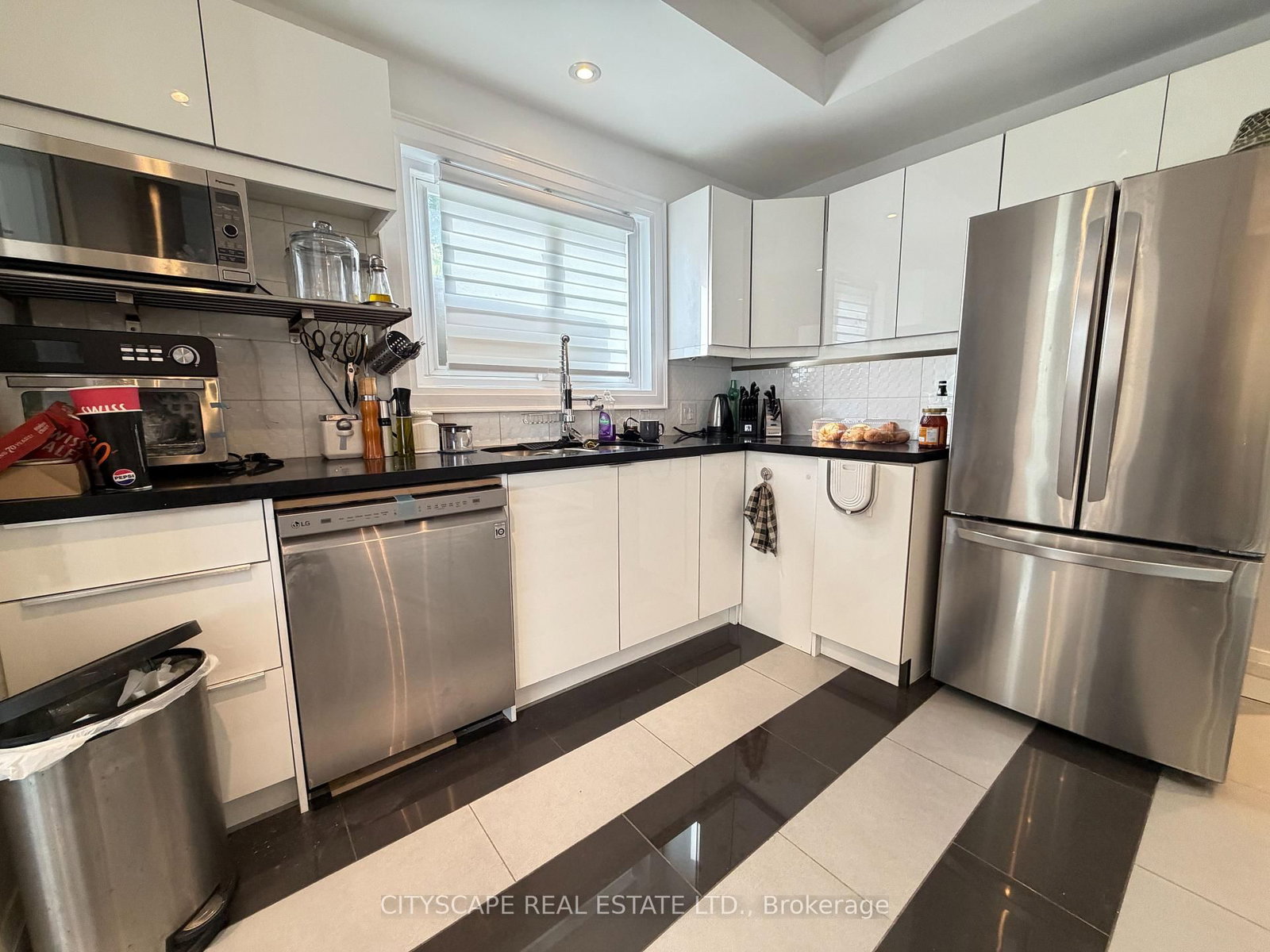 135 Bonham Mississauga,ON L5M 1C8 — Photo 18