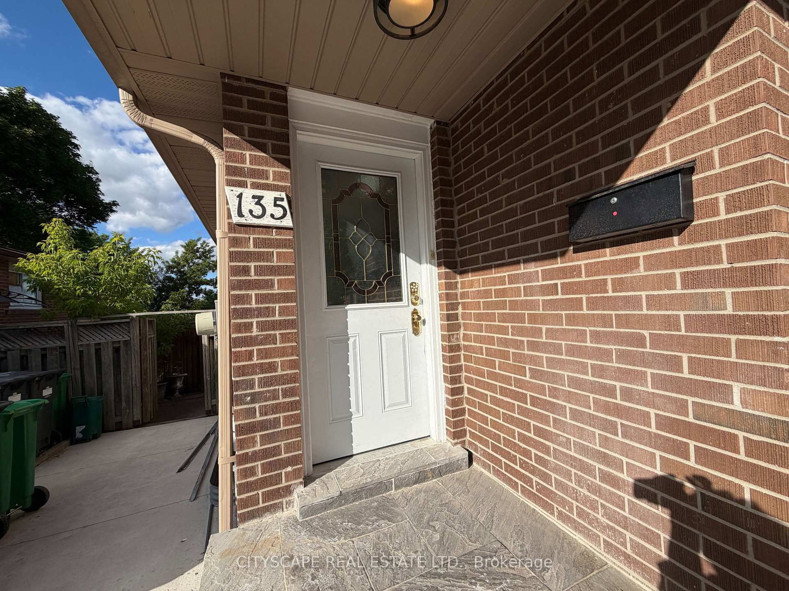 Upper - 135 Bonham Boulevard, Mississauga 4