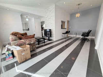 135 Bonham Mississauga,ON L5M 1C8 — Photo 8