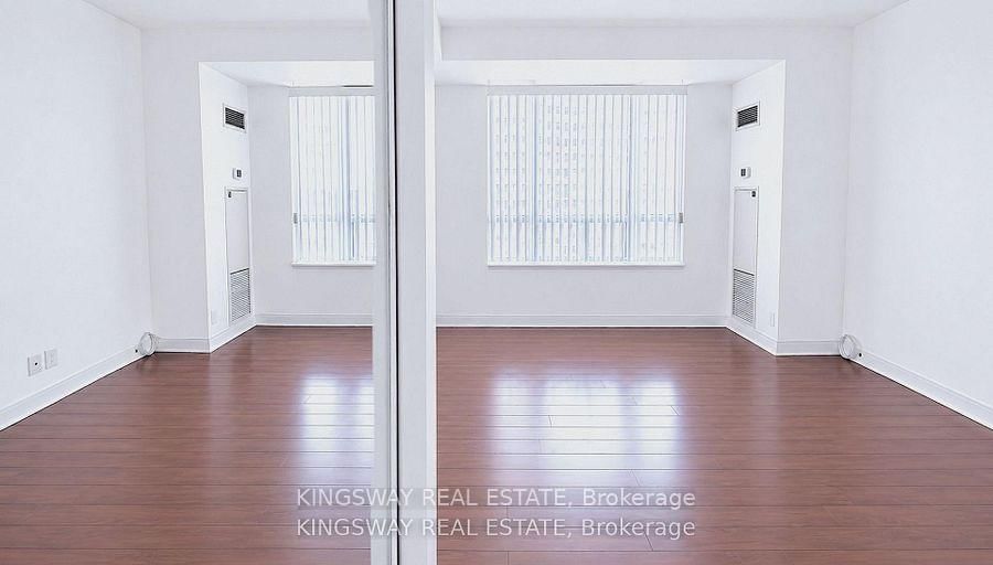 80 ABSOLUTE Avenue • #2709 • Mississauga, ON photo 18