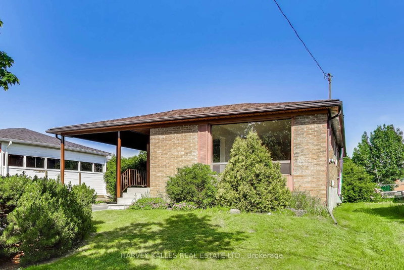 3760 Woodruff Crescent