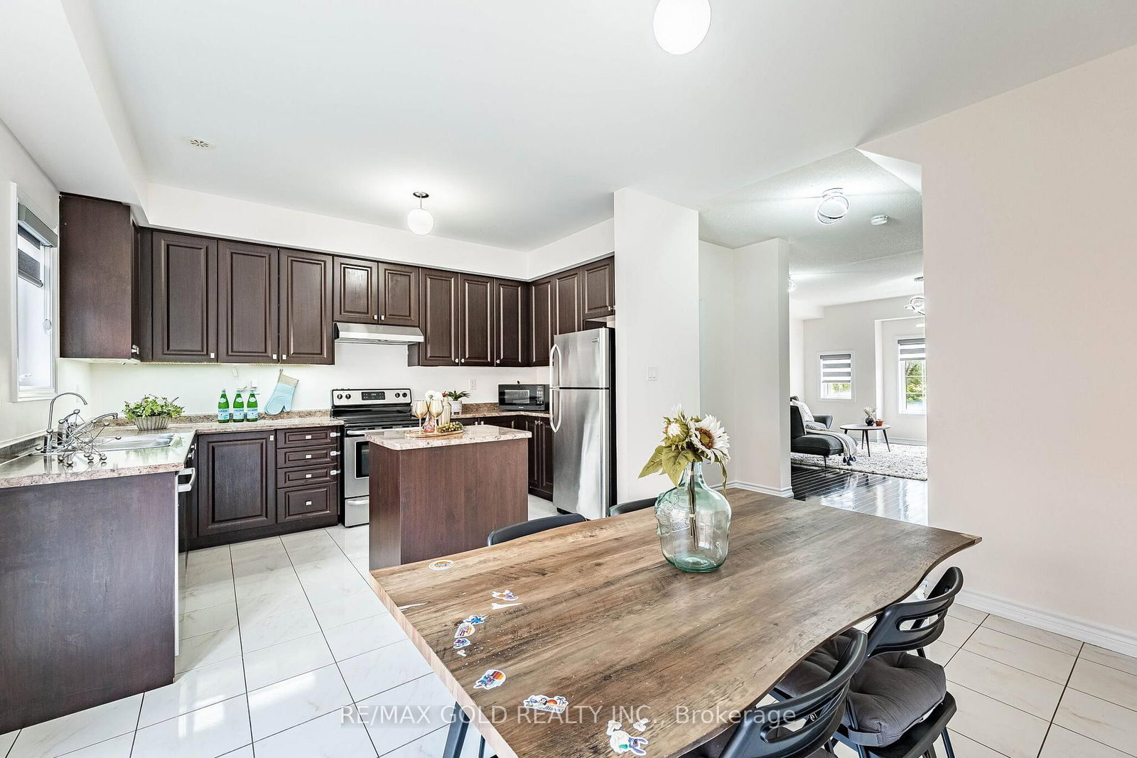 6 Pulberry Close • #151 • Brampton, ON photo 16