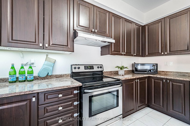 6 Pulberry Brampton,ON L6Y 6E6 — Photo 18