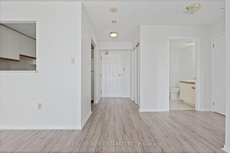 705 - 20 Mcfarlane Drive