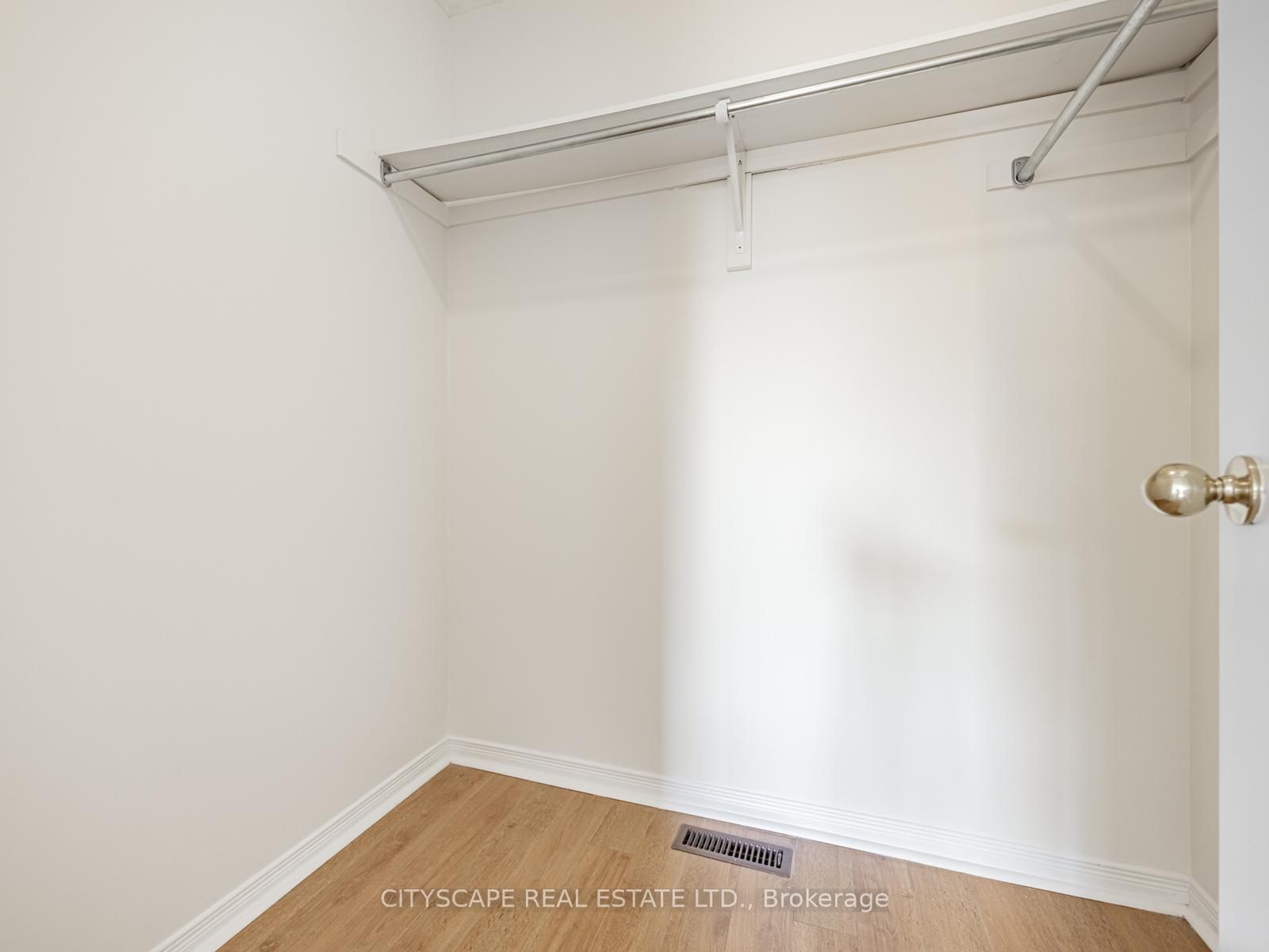 3270 Ridgeleigh Mississauga,Ontario L5M 6R9 — Photo 31
