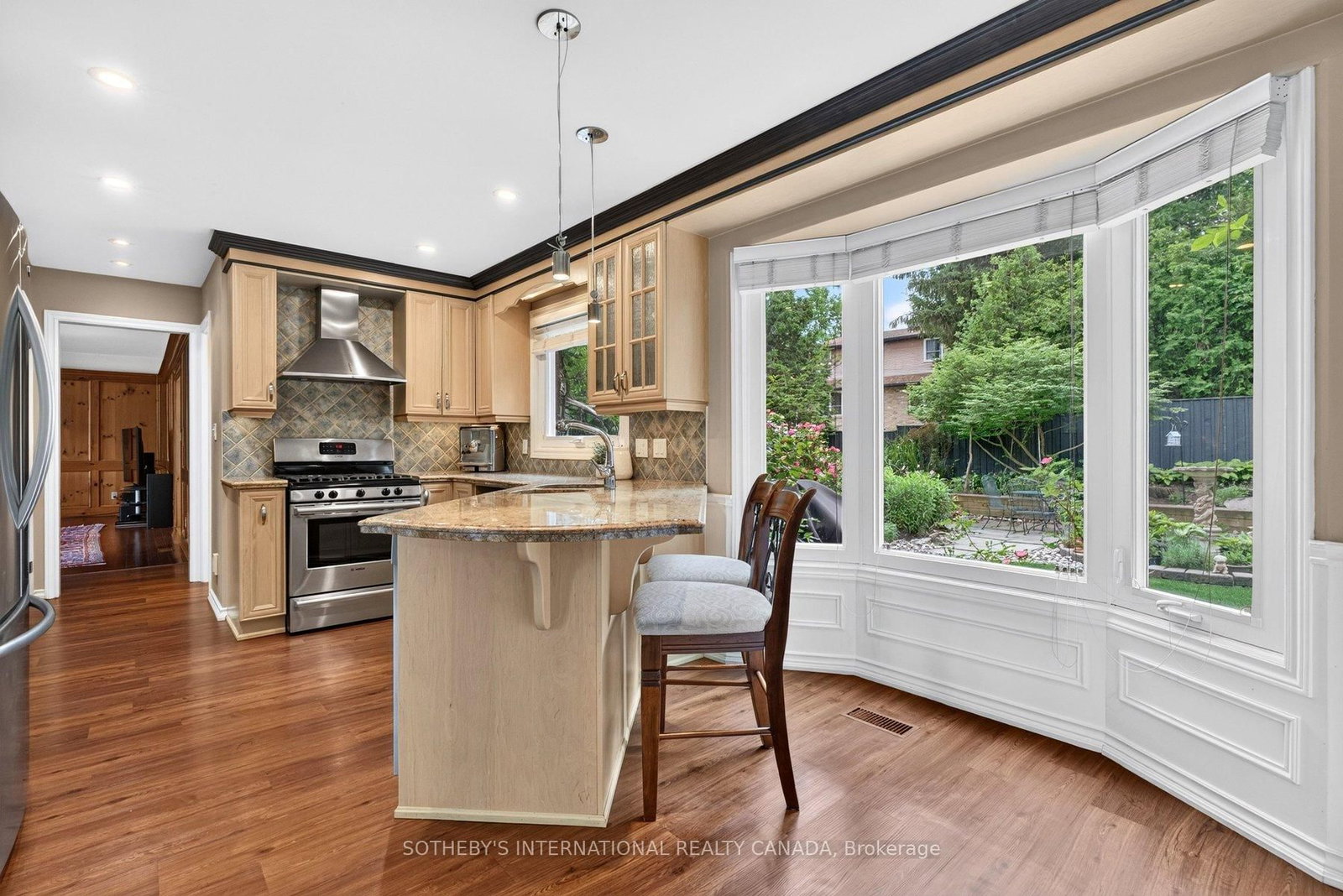 1952 Edenvale Crescent • Burlington, ON photo 10