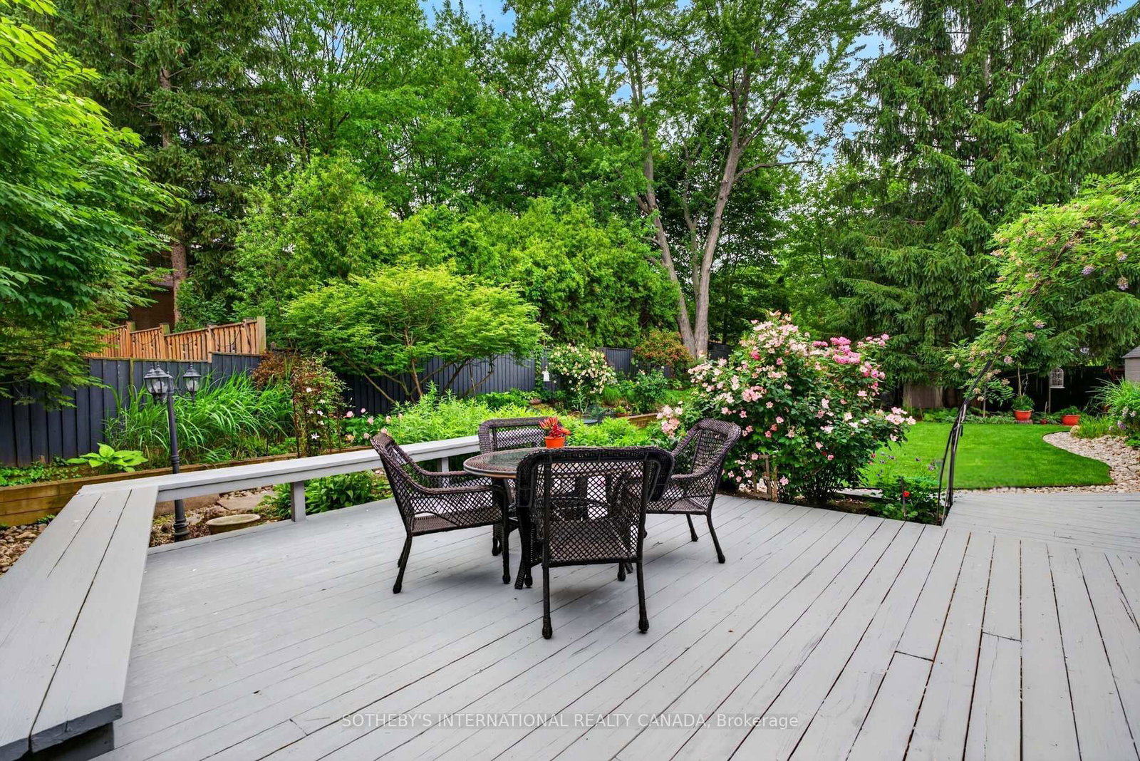 1952 Edenvale Crescent • Burlington, ON photo 38