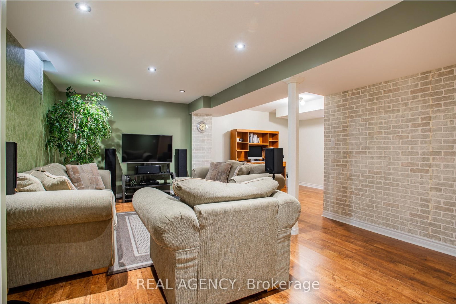 923 Blyleven Boulevard • Mississauga, ON photo 24