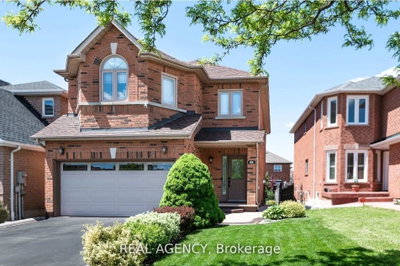 923 Blyleven Boulevard • Mississauga, ON photo 3