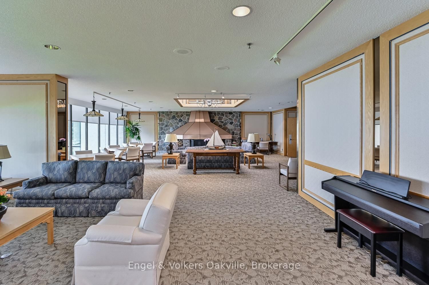 2180 Marine Drive • #205 • Oakville, ON photo 39