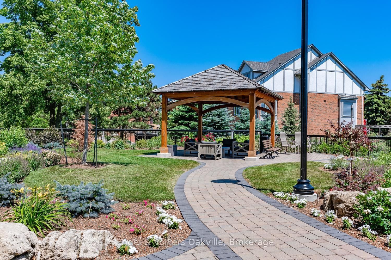 2180 Marine Drive • #205 • Oakville, ON photo 45