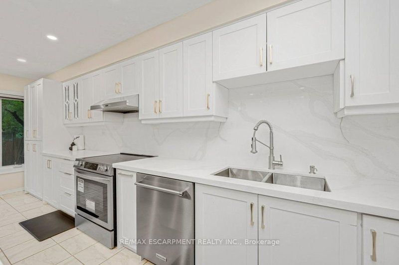 2597 Addingham Oakville,ON L6J 7K6 — Photo 10