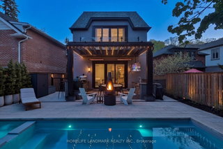 211 South Kingsway Way