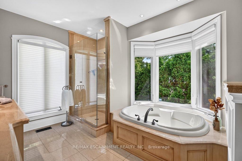 3312 Lakeland Crescent • Burlington, ON photo 18