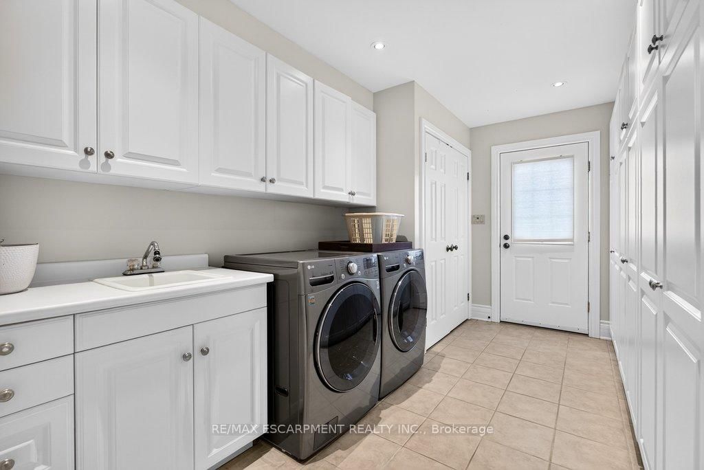 3312 Lakeland Crescent • Burlington, ON photo 20
