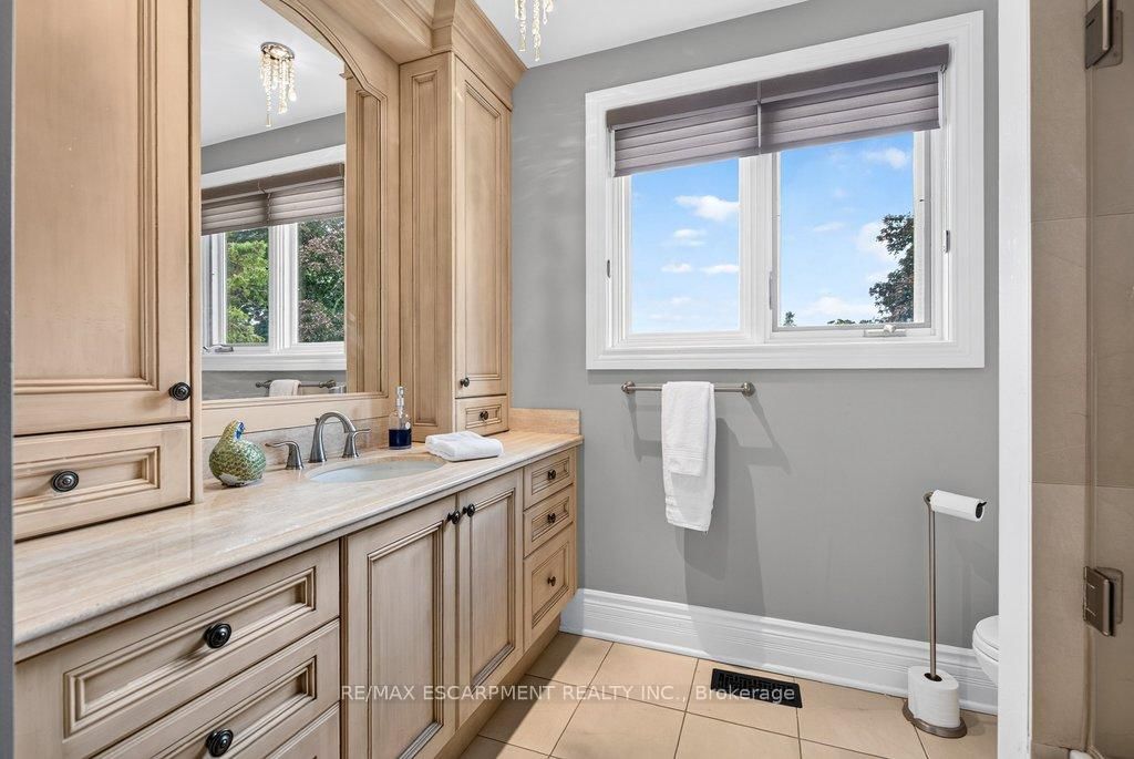 3312 Lakeland Crescent • Burlington, ON photo 28