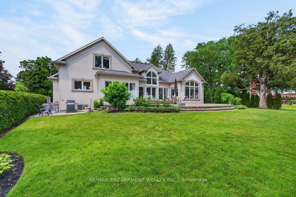 3312 Lakeland Crescent • Burlington, ON photo 36
