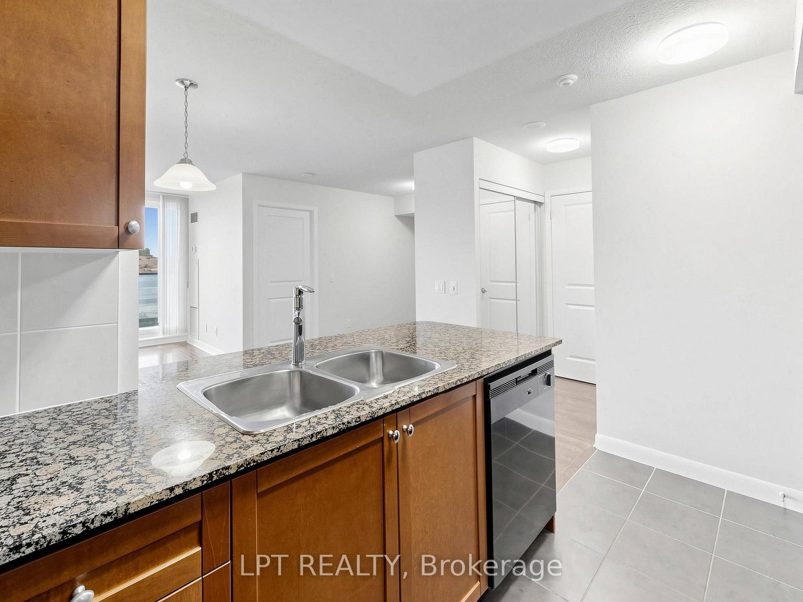 225 Sherway Gardens Road • #1104 • Toronto, ON photo 14