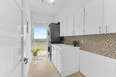 7295 Bell School Milton,ON L9E 0N5 — Photo 15