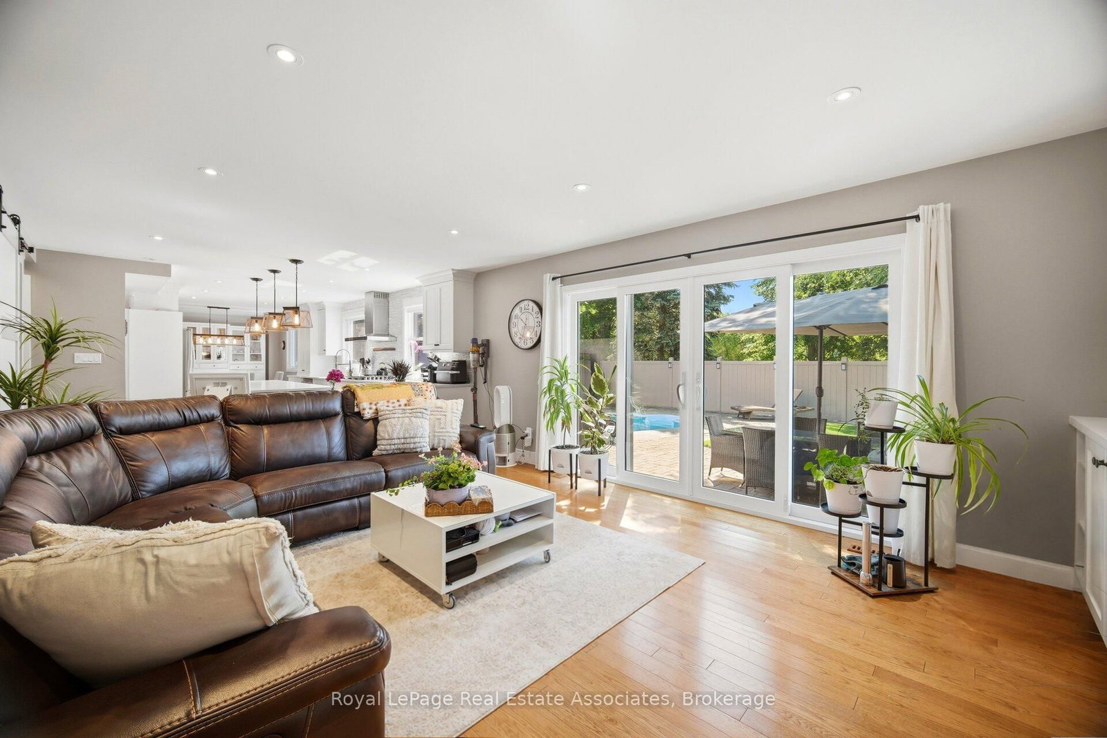 45 Cleaveholm Drive • Halton Hills, ON photo 15