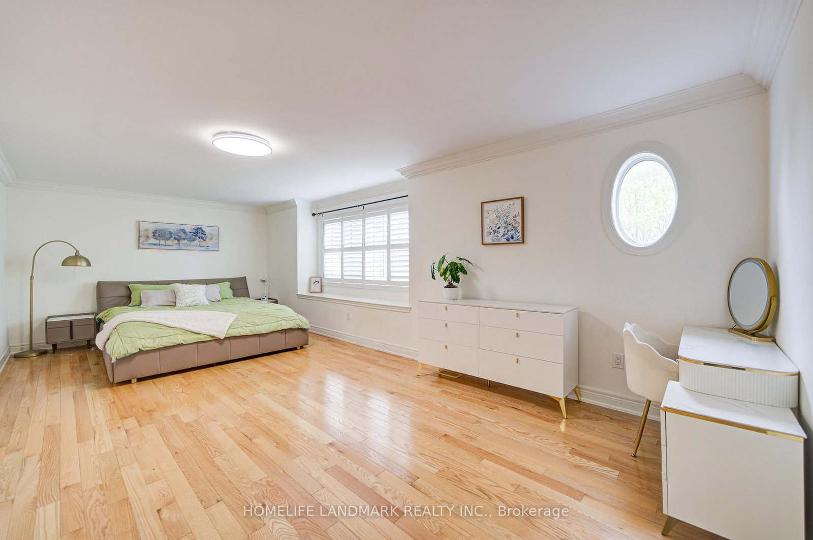 2323 Awenda Drive • Oakville, ON photo 38