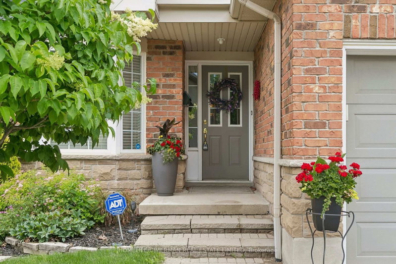 1 - 1173 Bellview Crescent