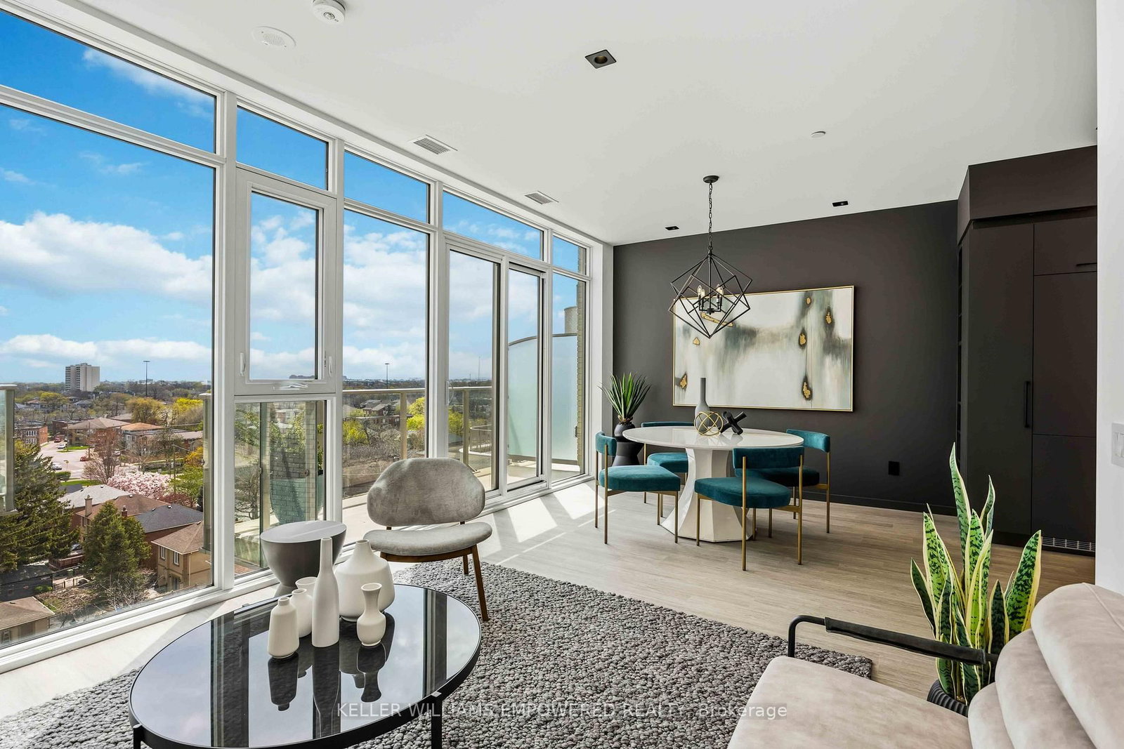 Property at 689 The Queensway