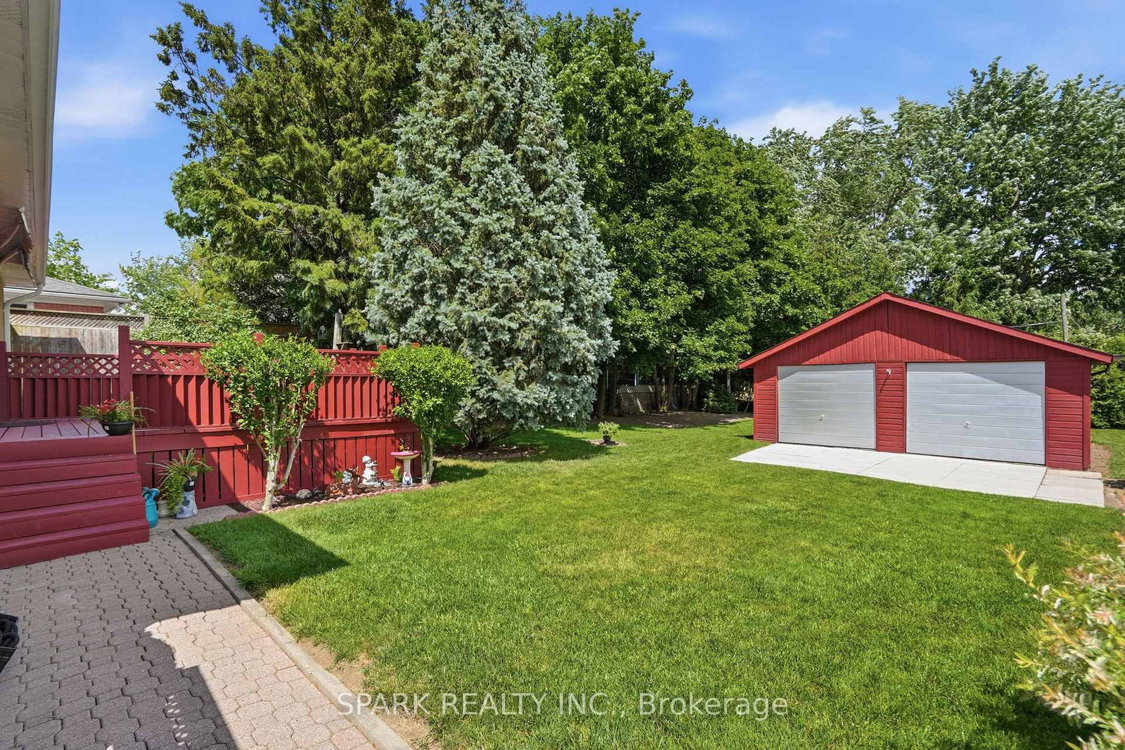 416 Delrex Boulevard • Halton Hills, ON photo 22