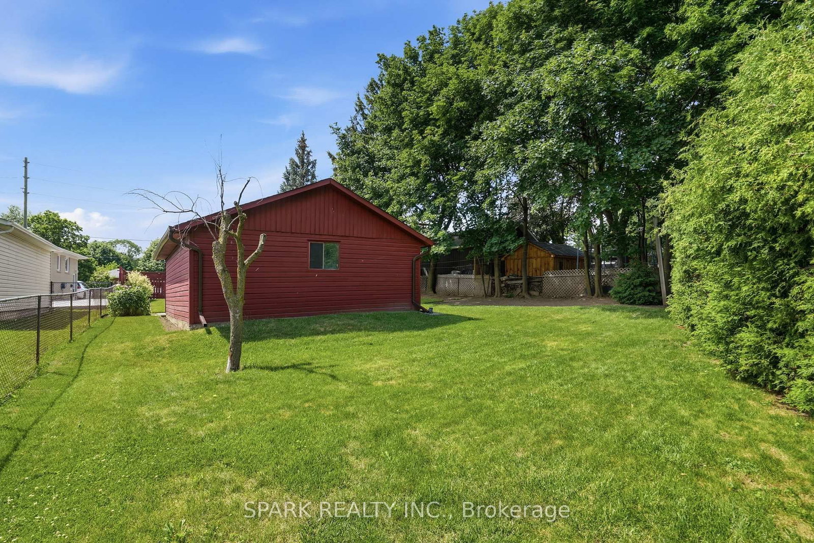 416 Delrex Boulevard • Halton Hills, ON photo 32