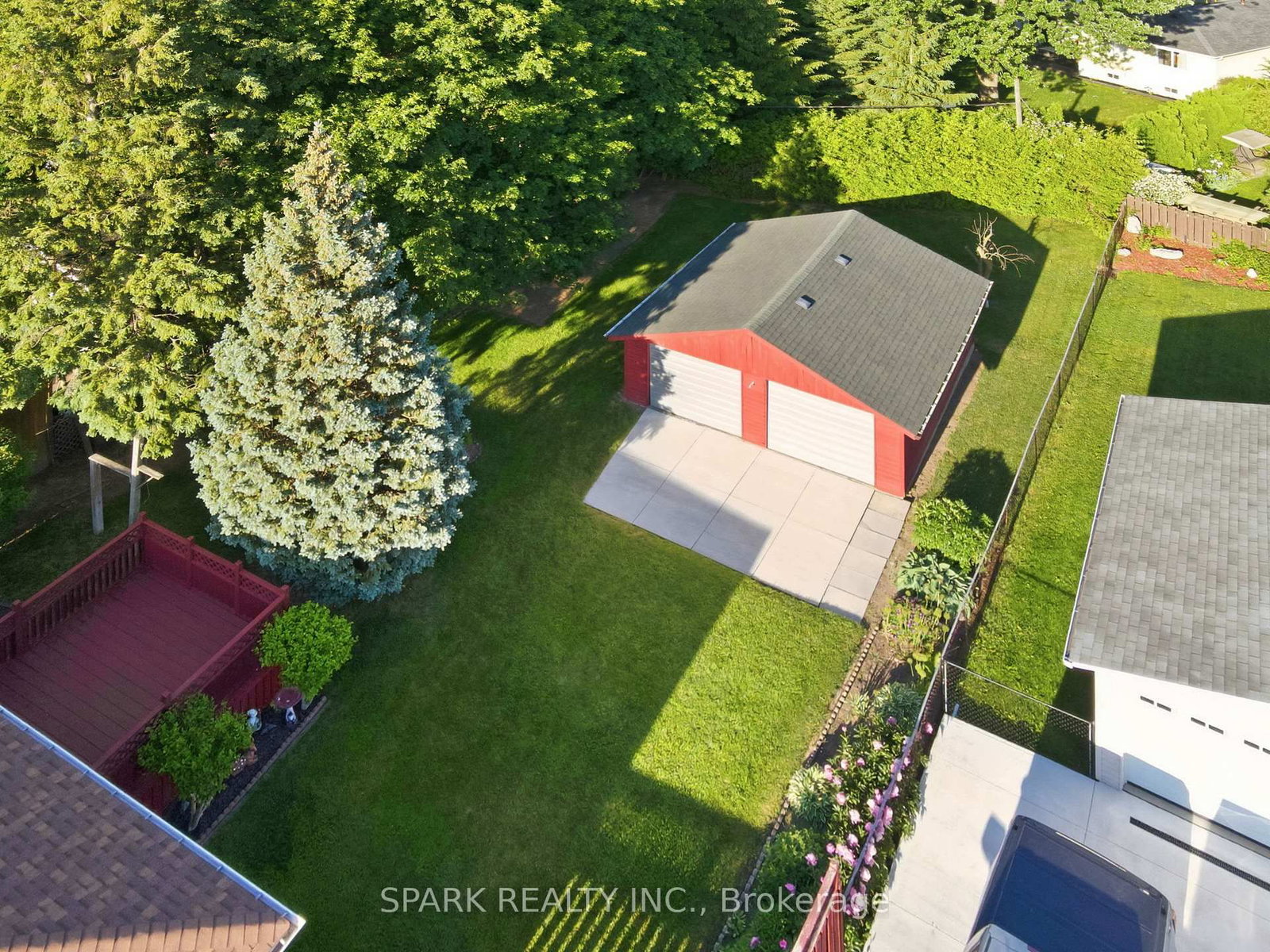 416 Delrex Boulevard • Halton Hills, ON photo 44
