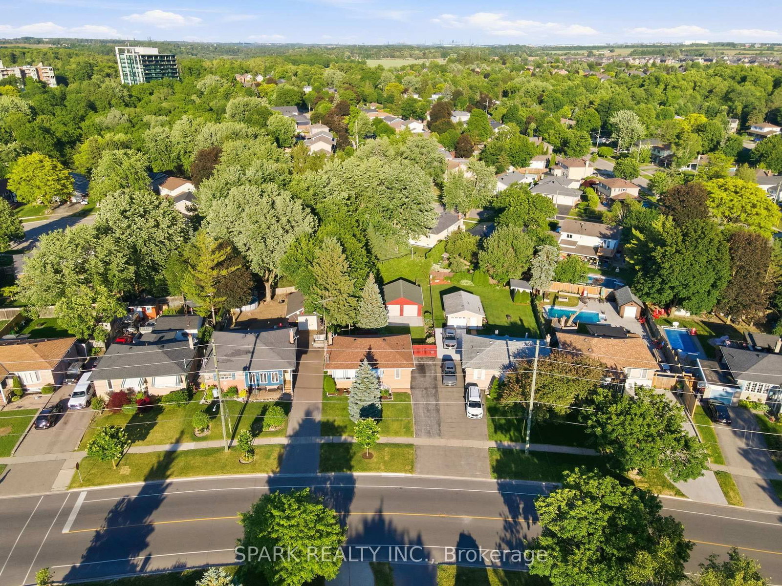 416 Delrex Boulevard • Halton Hills, ON photo 47