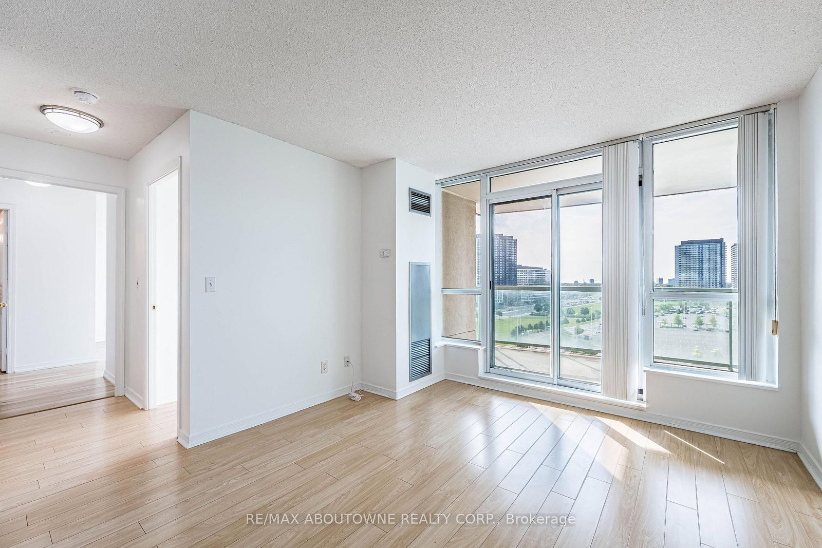 2585 Erin Centre Boulevard • #1102 • Mississauga, ON photo 13