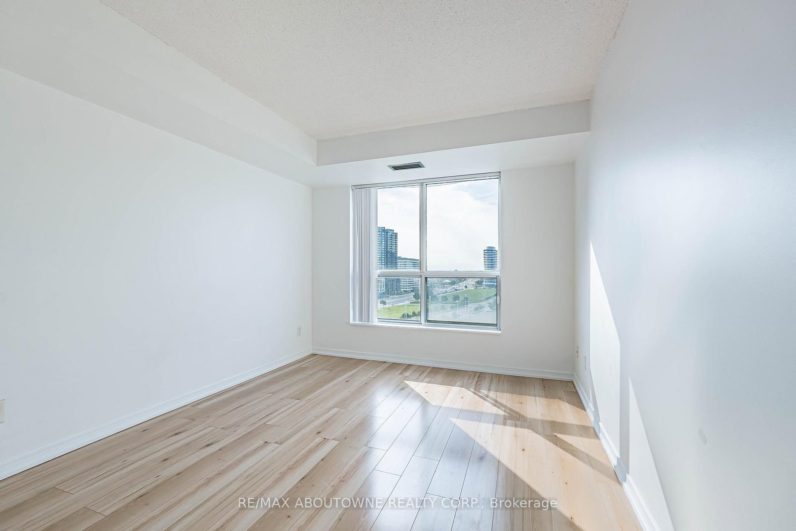 2585 Erin Centre Boulevard • #1102 • Mississauga, ON photo 22