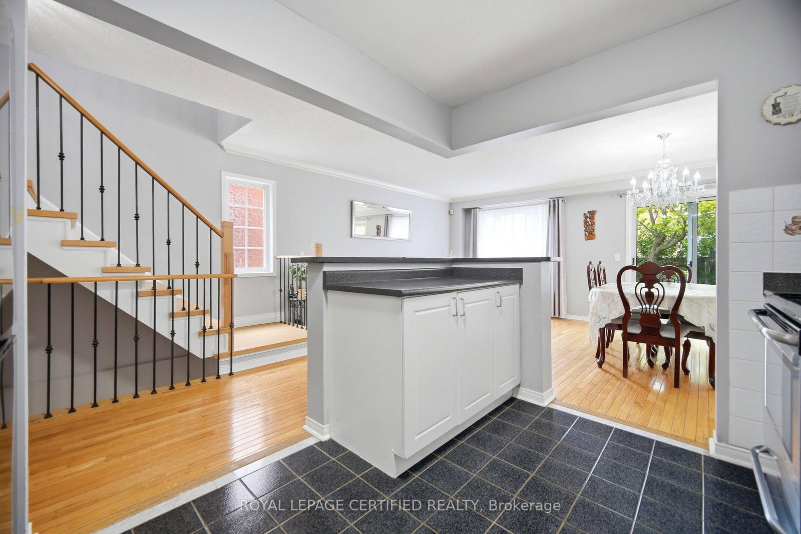 5030 Heatherleigh Avenue • #157 • Mississauga, ON photo 12
