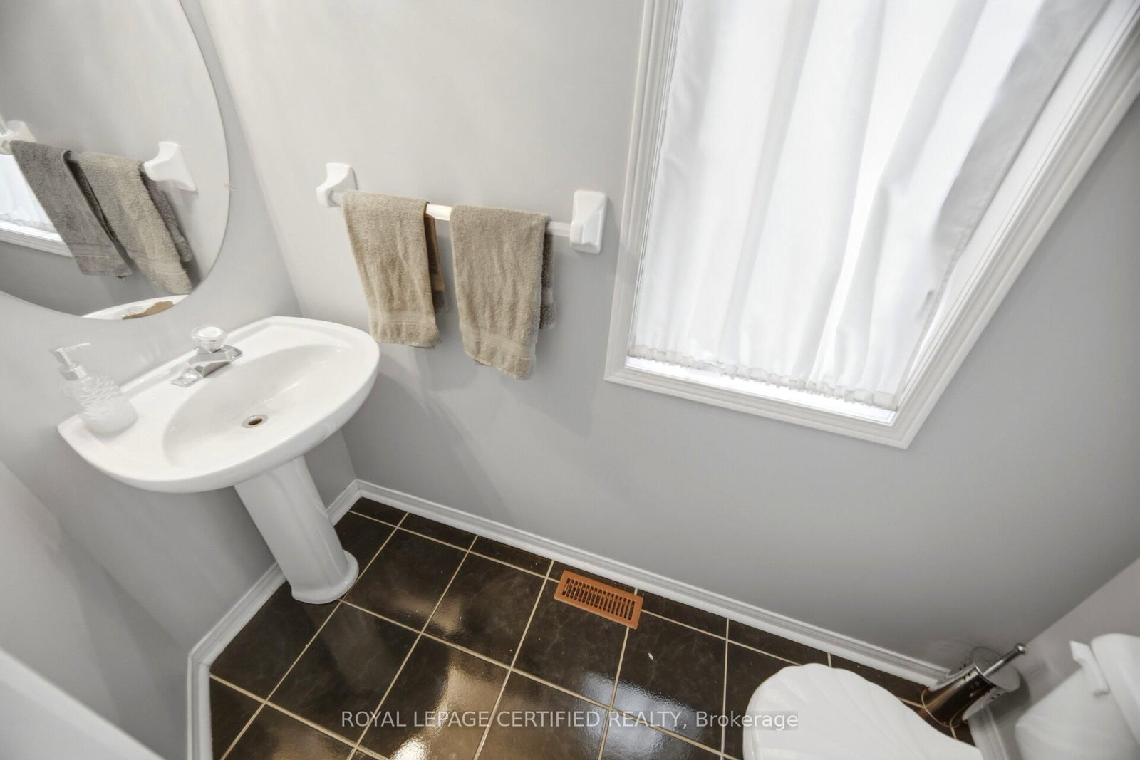 5030 Heatherleigh Avenue • #157 • Mississauga, ON photo 18