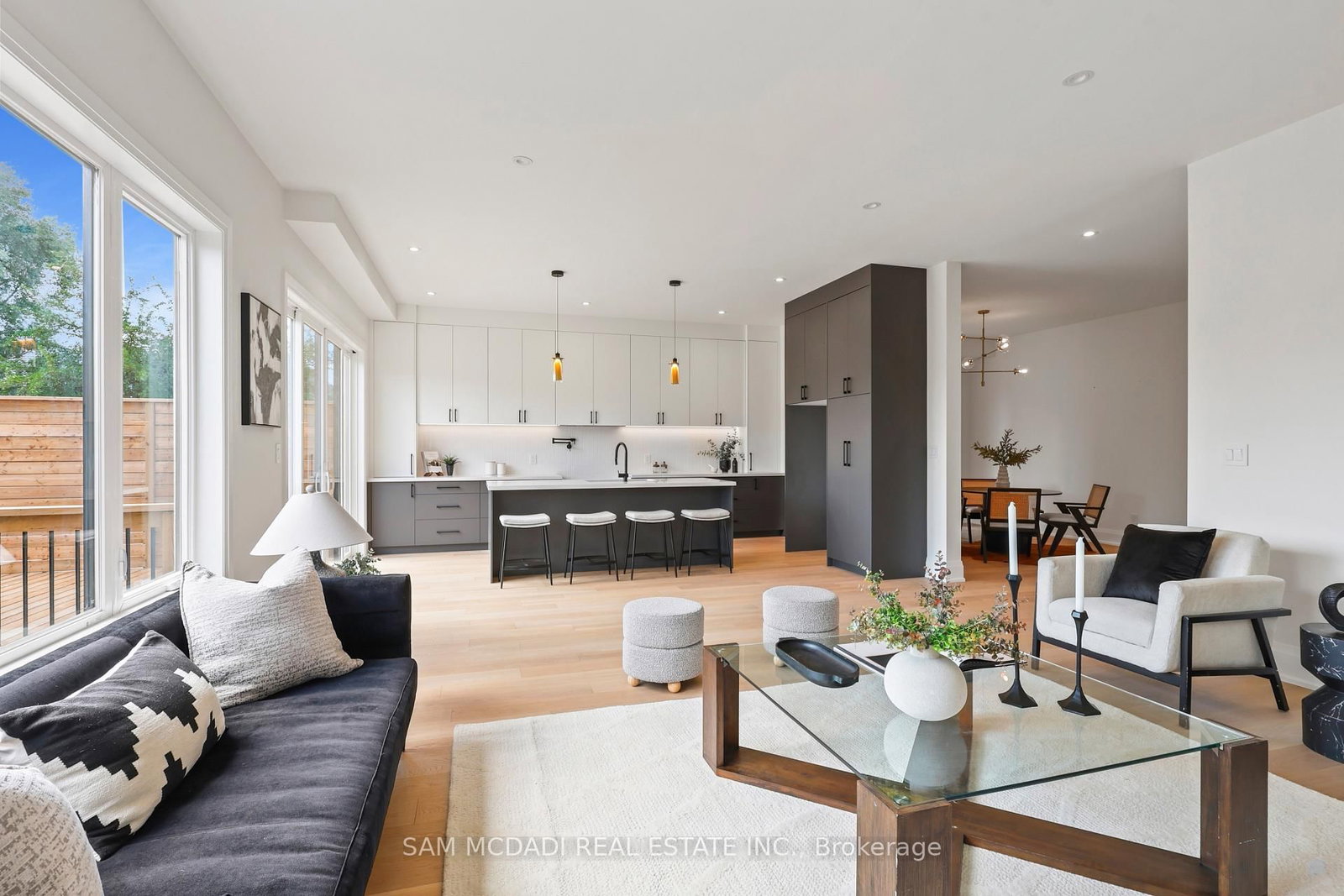 2350 Eighth Line • Oakville, ON photo 12