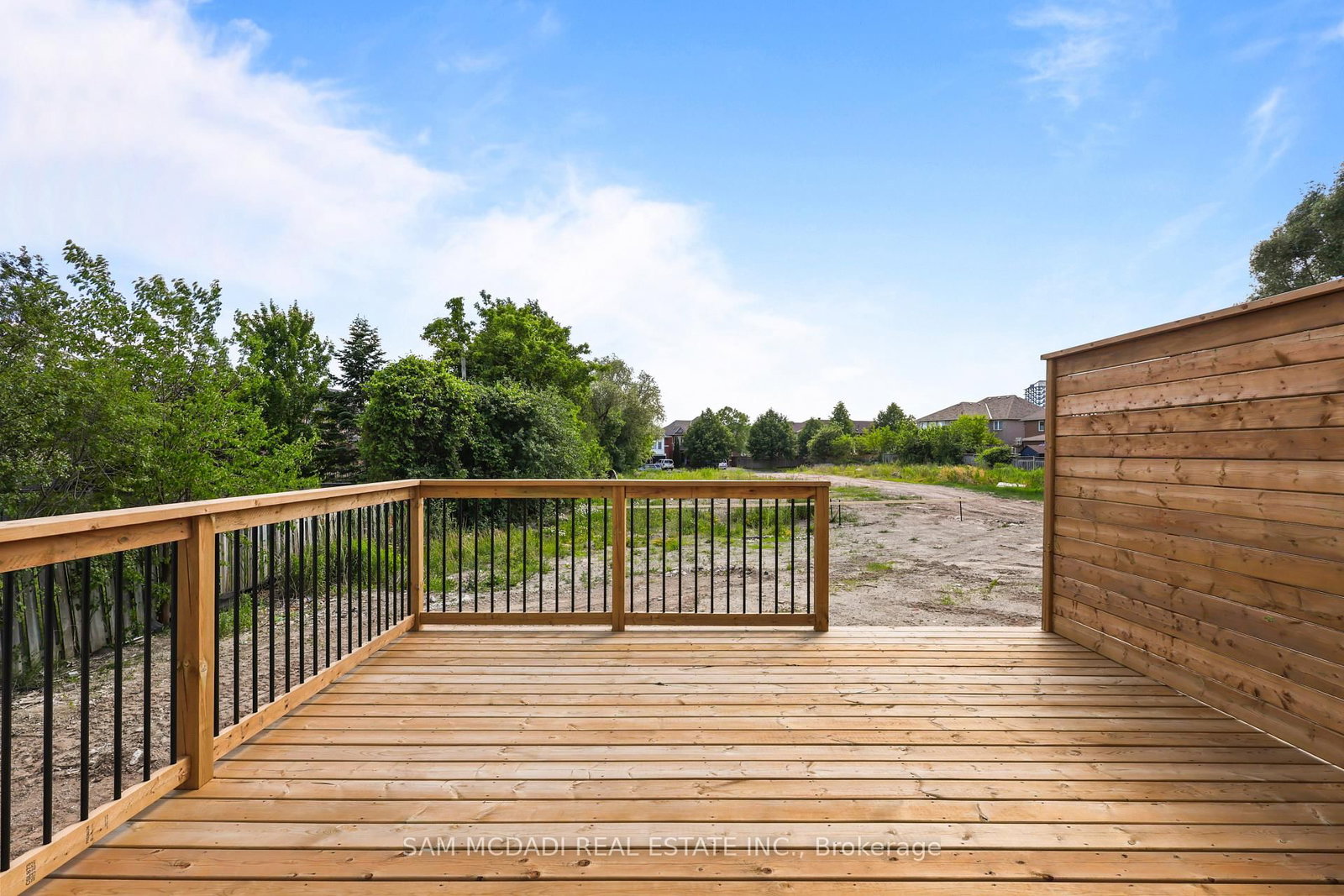 2350 Eighth Line • Oakville, ON photo 19