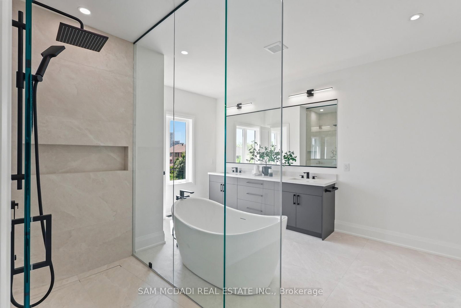 2350 Eighth Line • Oakville, ON photo 28