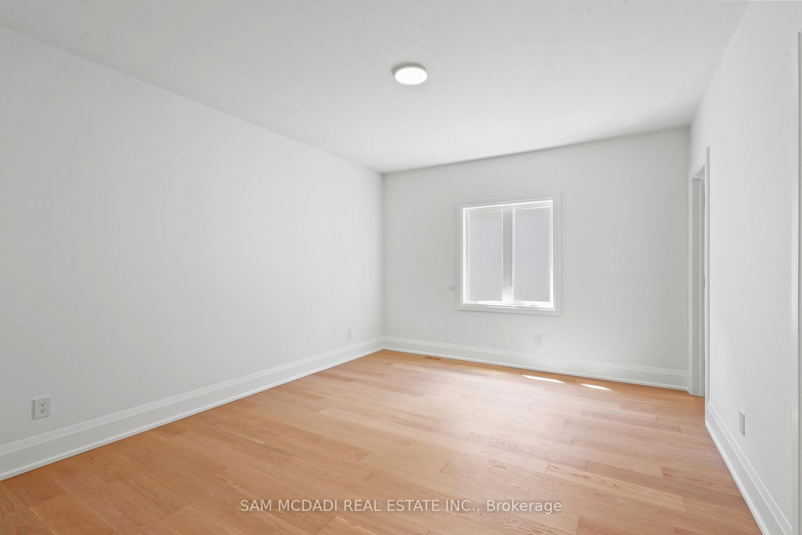 2350 Eighth Line • Oakville, ON photo 41