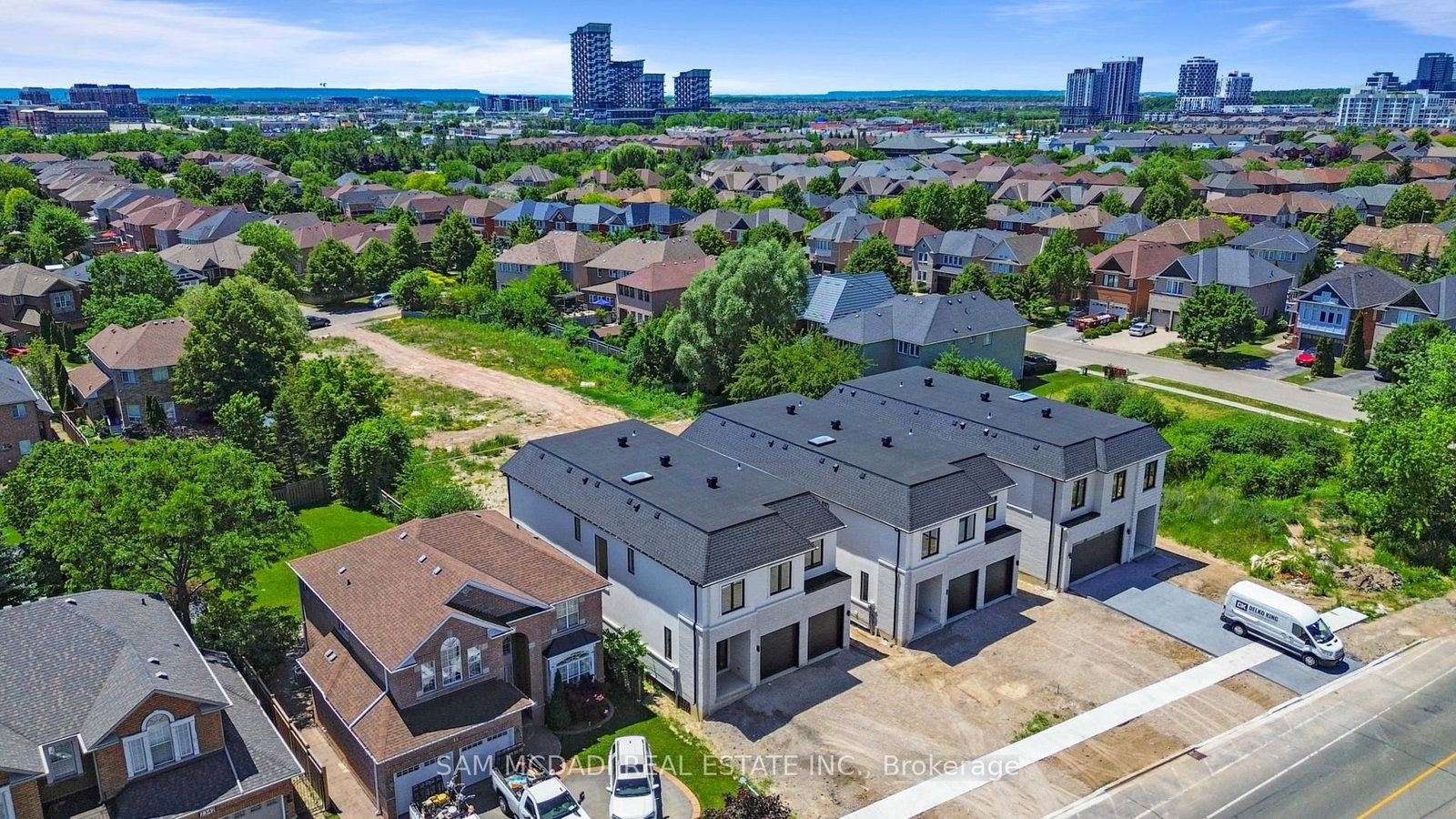 2350 Eighth Line • Oakville, ON photo 50