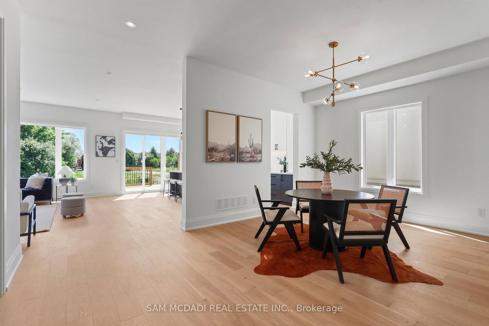 2350 Eighth Line • Oakville, ON photo 6