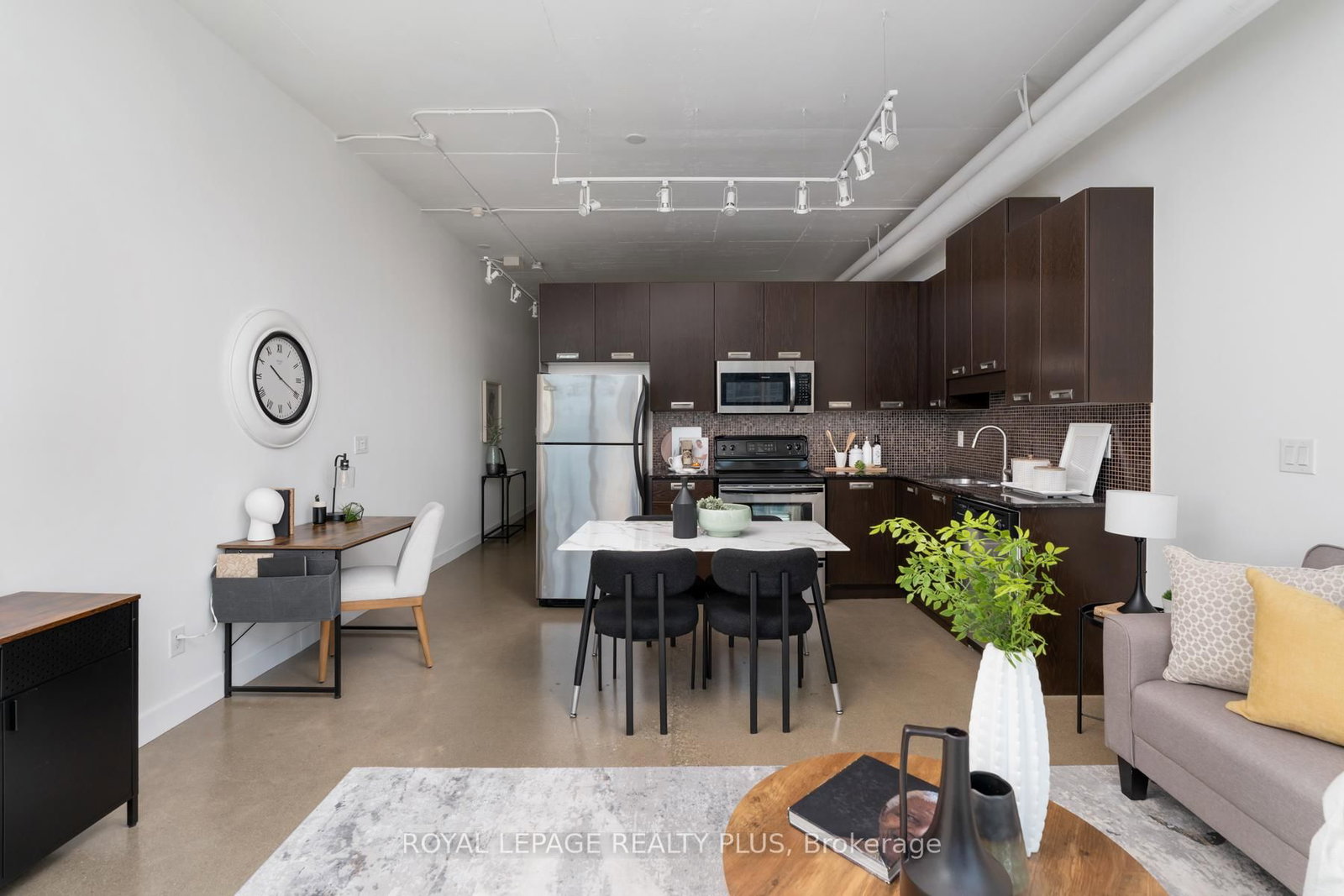 2 Fieldway Road • #1016 • Toronto, ON photo 11